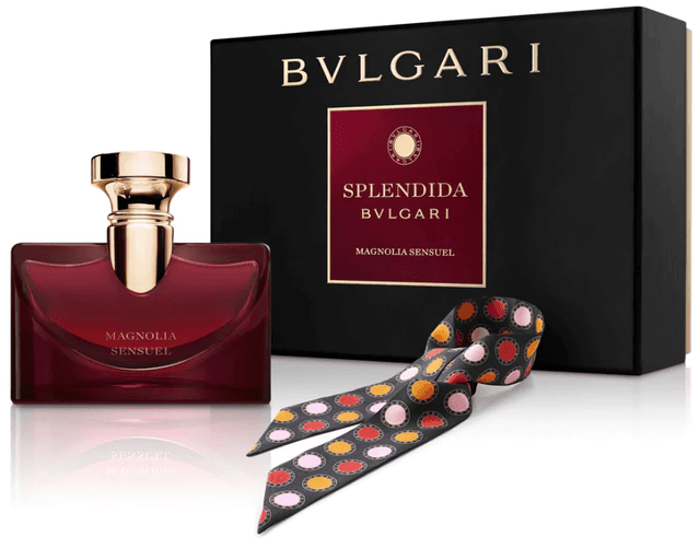 סט לאישה ספלנדידה בולגרי מגנוליה סנשואל מבית בולגרי 100מ"ל א.ד.פ + צעיף