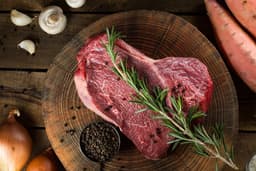 כתף בקר טרי /מצונן חלק.