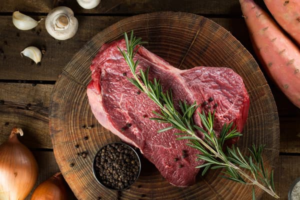 כתף בקר טרי /מצונן חלק.