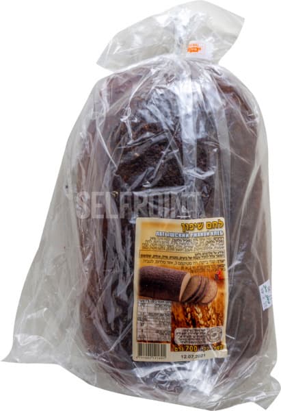 לחם שחור 700 גר