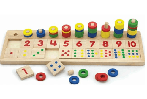 משחק מיון צבעים ומספרים מעץ