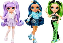 בובת אופנה ריינבו היי ג'וניור 22 ס"מ - ירוקה/כחולה/סגולה