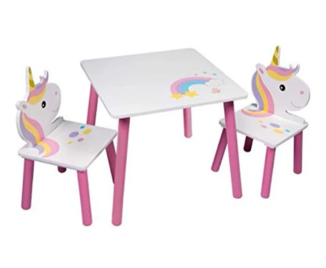 שולחן + 2 כסאות מעץ חד קרן