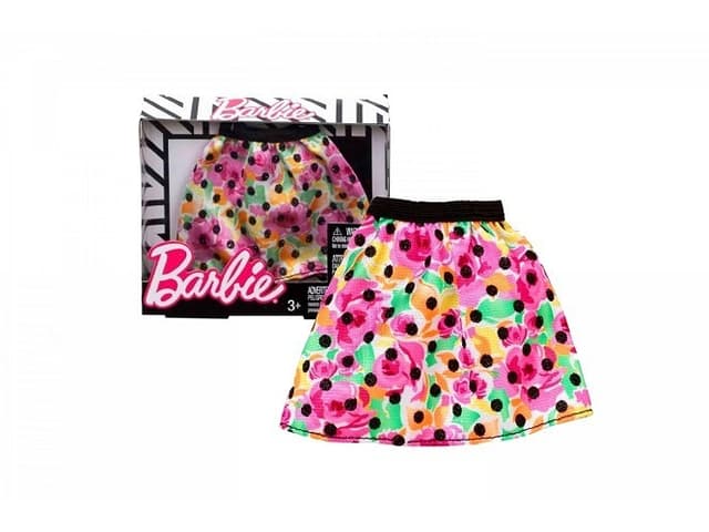 בובה ברבי בגדים יפים