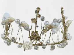 כתר צדפות מפואר לבת הים