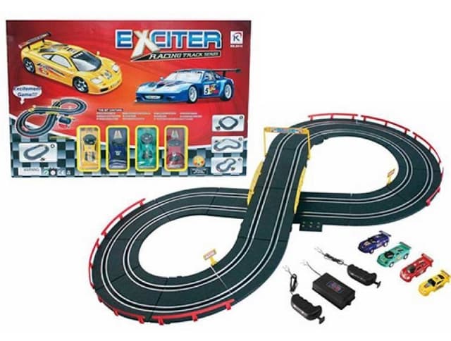 מסלול מכוניות מרוץ שלט כולל 2 מכוניות ו 2 שלטים