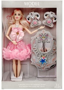 בובת אופנה עם שמלה כולל זוג עגילים ושרשרת