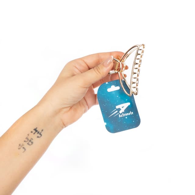 קליפס גדול זהב