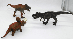 עולם היורה כולל 3 דינוזאורים DSUKHO