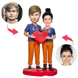 בובל הד - זוג לבוש באהבה