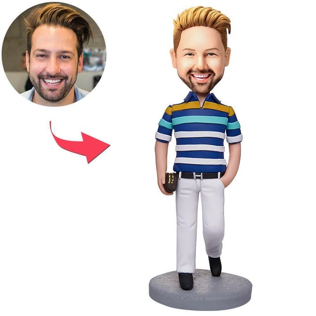 בובל הד - איש עסקים מחזיק ארנק