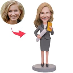 בובל הד - מהנדסת מחזיקה שרטוטים