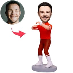 בובל הד - שחקן רוגבי בבגדי ספורט אדומים