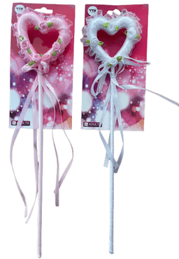 שרביט לב עם פרחים לבן ורוד על כארד/