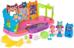 חדר מסיבות החלקה על גלגיליות של גבי | Gabby's Dollhouse