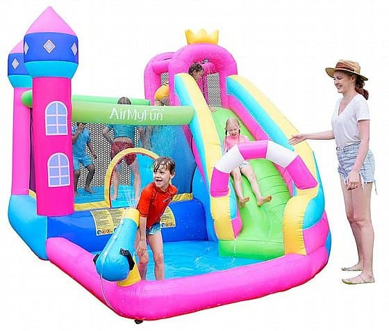 מתקן מתנפח דוקטור דולפין - דגם הטירה הוורודה - הכל כלול!