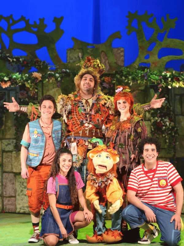 הענק וגנו (הצגה)