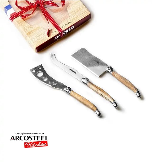 סט גבינה – 3 חלקים עם ידיות מעץ   6/24