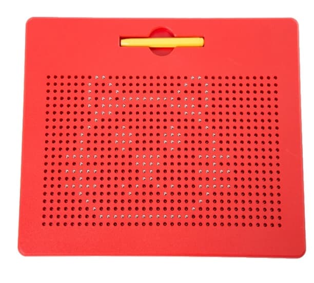 לוח מגנטי כדורי עם עט - ToySale חנות הצעצועים הזולה במדינה