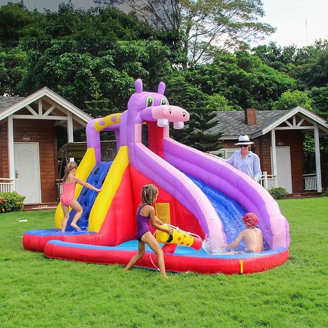 מתנפחים - מתקן שעשועים ופארק מים מתנפח לילדים, בעיצוב היפופוטם צבעוני עם קיר טיפוס, בריכה, מגלשת ותותח מים - ToySale חנות הצעצועים הזולה במדינה