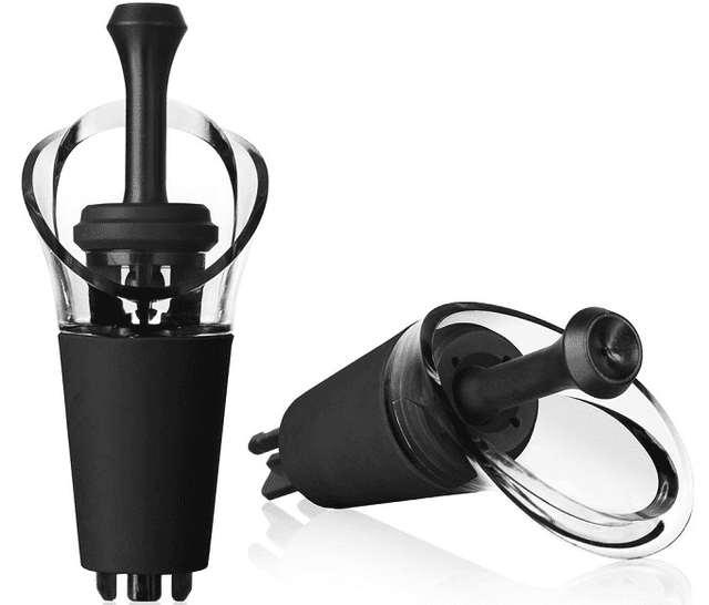 וקובין זוג משפכים עם סטופר