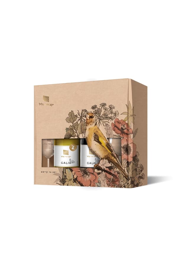 מארז גליל אלון אדום ולבן וזוג כוסות