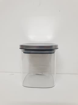 צנצנת זכוכית מרובעת עם מכסה פלסטיק סגירה וקום 750 מל