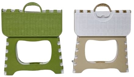 שרפרף פלסטיק מתקפל במגוון צבעים באתר אטרקציה מהיבואן לצרכן