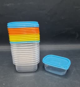 סט 12 קופסאות פלסטיק מלבניות מכסים צבעוניים 12X6 סמ