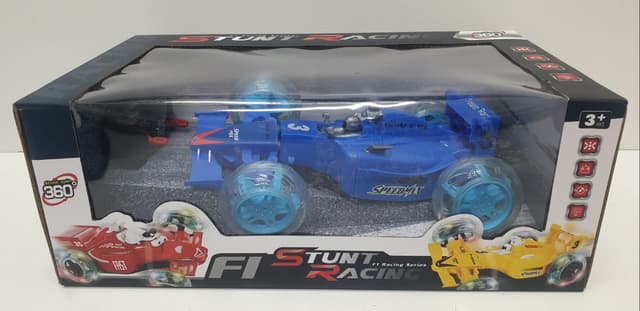 מכונית פורמולה על שלט באטרקציה אונליין מהיבואן לצרכן