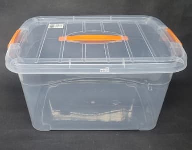 ארגז פלסטיק עם מכסה וסוגרים לאחסון 39X22 מהיבואן לצרכן