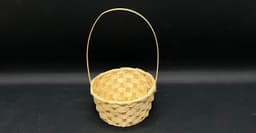 סלסלת קש עם ידית בצבע עץ 16סמ באטרקציה אונליין מהיבואן לצרכן