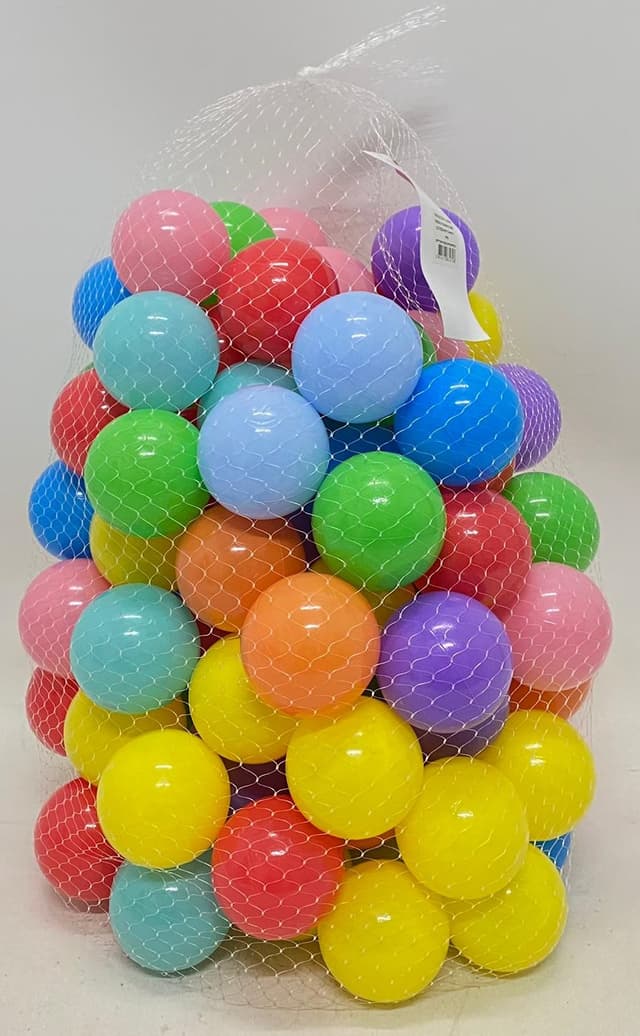 חבילת 100 כדורים צבעוניים קונים רק באטרקציה מהיבואן לצרכן