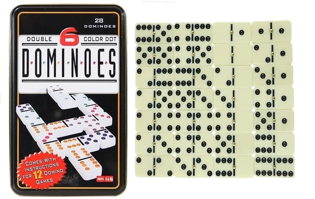 28 יחידות של דומינו שחור לבן בקופסת מתכת באתר אטרקציה מהיבואן לצרכן