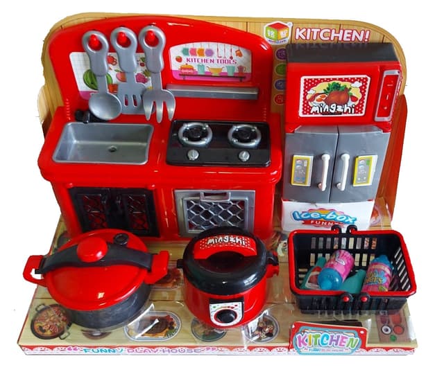 סט מטבח עם אביזרים באתר אטרקציה מהיבואן לצרכן