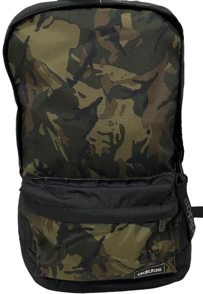 תיק אדידס מקורי צבאי באתר אטרקציה מהיבואן לצרכן