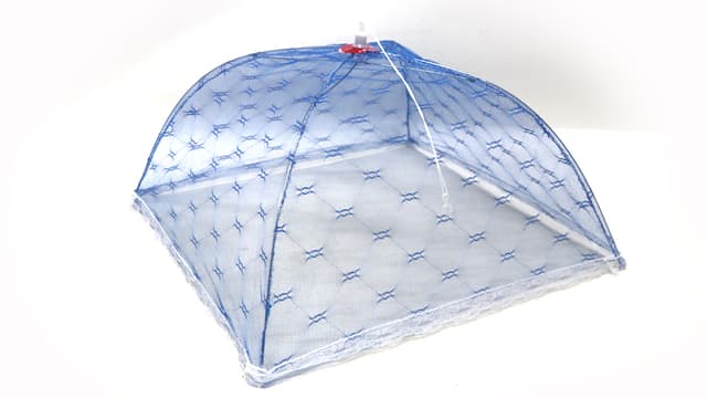 מטריה רשת לכיסוי מזון 47X47 גובה 32 סמ קונים רק באטרקציה מהיבואן לצרכן