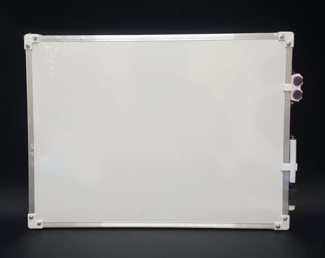 לוח מחיק מגנטי דו צדדי 40X30 באטרקציה אונליין