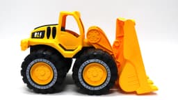 טרקטור שופל מפלסטיק קונים רק באטרקציה מהיבואן לצרכן