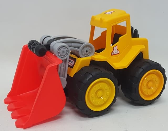 טרקטור עם כף הרמה 30X20 קונים רק באטרקציה מהיבואן לצרכן