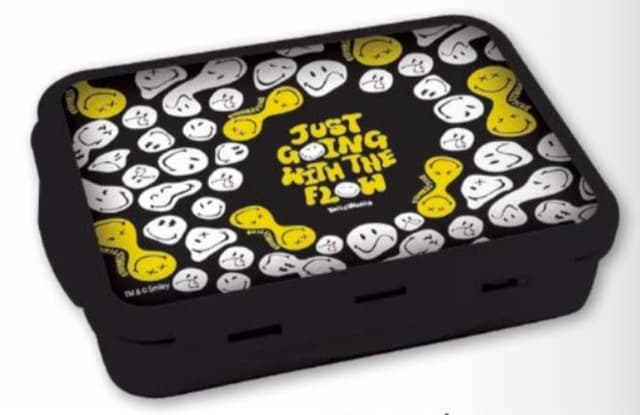 קופסת אוכל מחולקת סמיילי קונים רק באטרקציה מהיבואן לצרכן