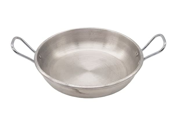 מחבת שקשוקה  20 ס"מ