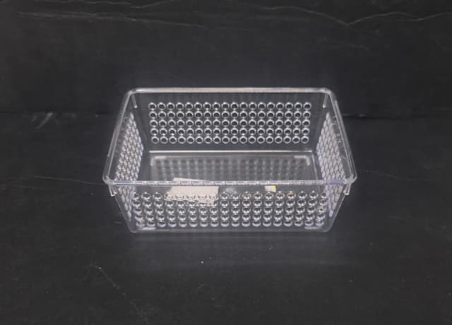 סלסלה אקריל שקופה לאחסון כ- 18X13 ס"מ קונים רק באטרקציה מהיבואן לצרכן