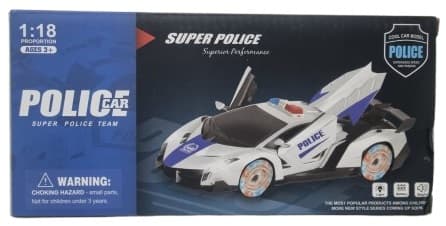 מכונית משטרה מנגנת מדליקה אורות ופותחת דלתות באטרקציה.