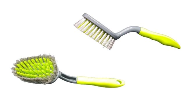 מברשת פלסטיק לניקיון במגוון דגמים במחיר הכי משתלם באטרקציה