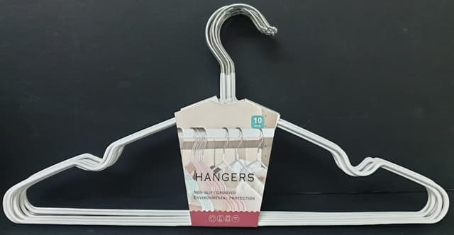 חבילה 10 קולבים ברוחב 40 ס"מ ציפוי סיליקון בצבע לבן קונים רק באטרקציה מהיבואן לצרכן