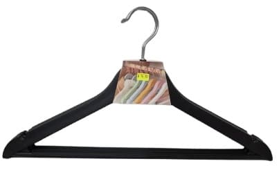 חבילה 3 קולבים פלסטיק דמוי עץ - שחור קונים רק באטרקציה מהיבואן לצרכן