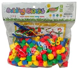 הרכבות חרוזים וחוטים בשקית - 800 גרם באטרקציה