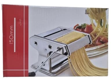 מכונת פסטה רק באתר אטרקציה