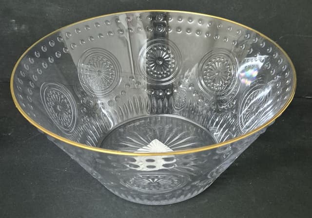 קערה להגשה אקריליק מעוצבת עם פס זהב 22X10.5 ס"מ קונים רק באטרקציה מהיבואן לצרכן